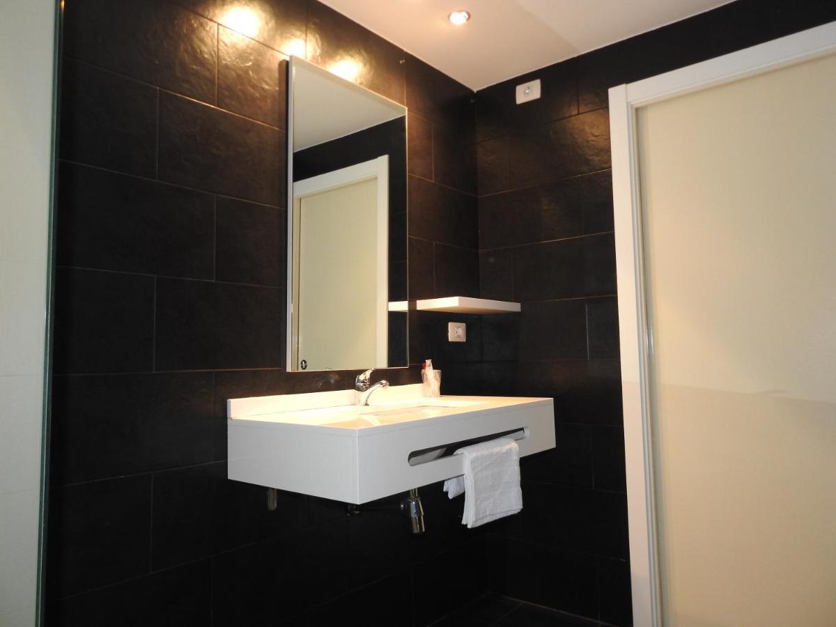 Cariñena Hostal Meson De Paco מראה חיצוני תמונה