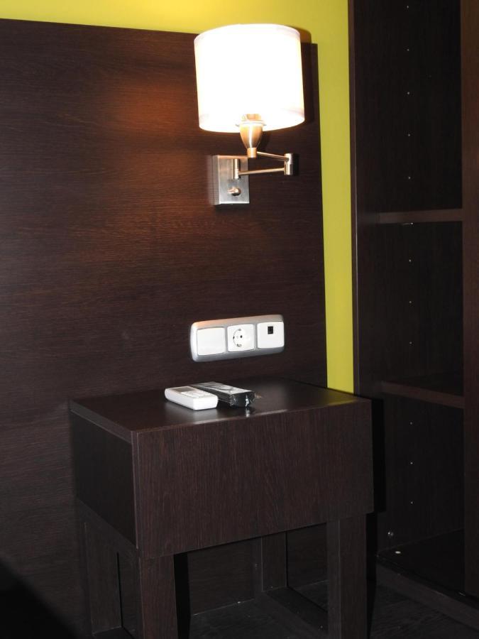 Cariñena Hostal Meson De Paco מראה חיצוני תמונה